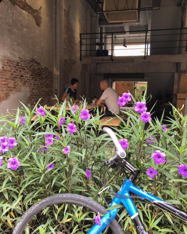 Hostel Udonbackpackers Beds And Cafe Udon Thani Exterior foto
