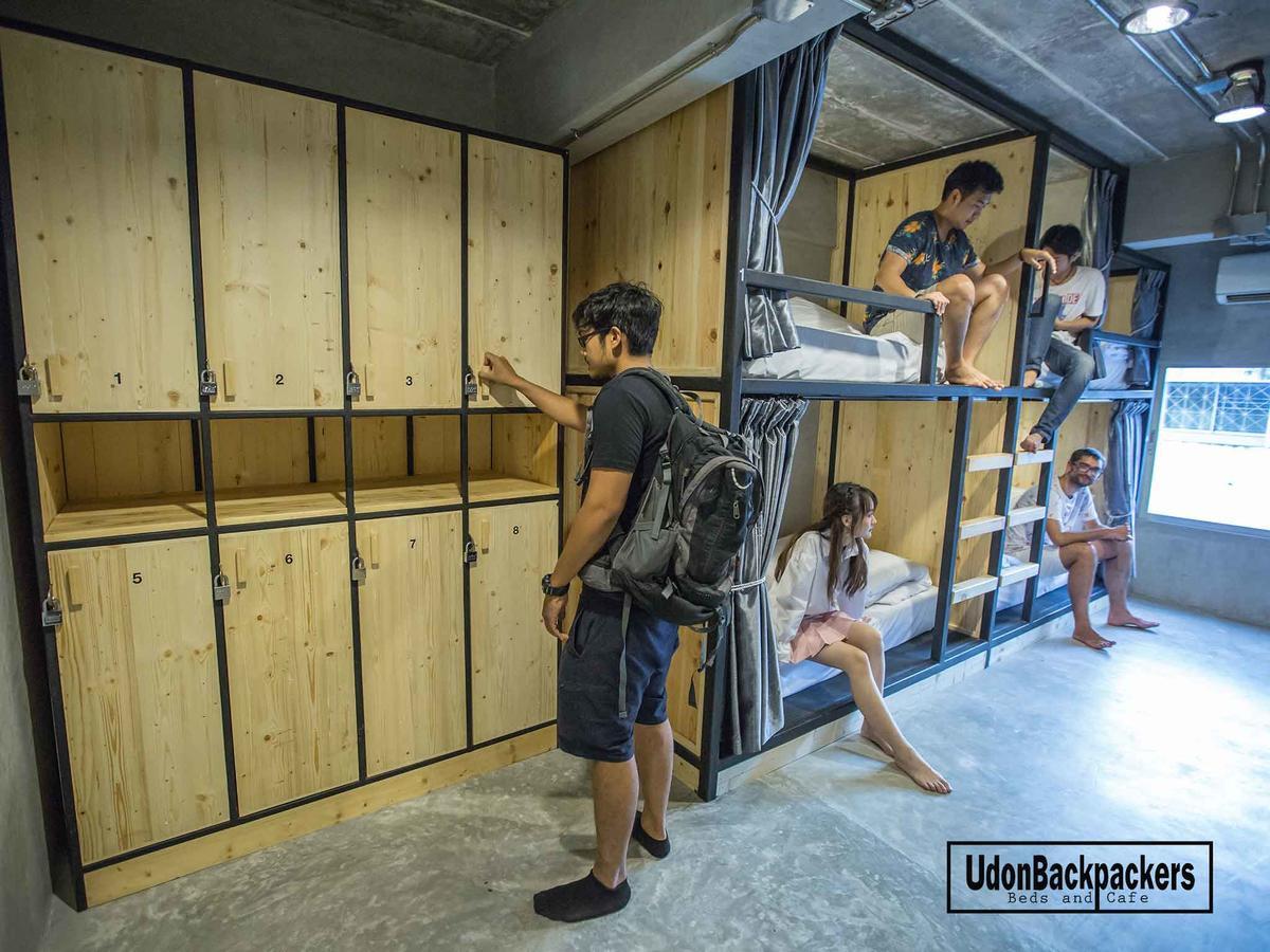 Hostel Udonbackpackers Beds And Cafe Udon Thani Exterior foto