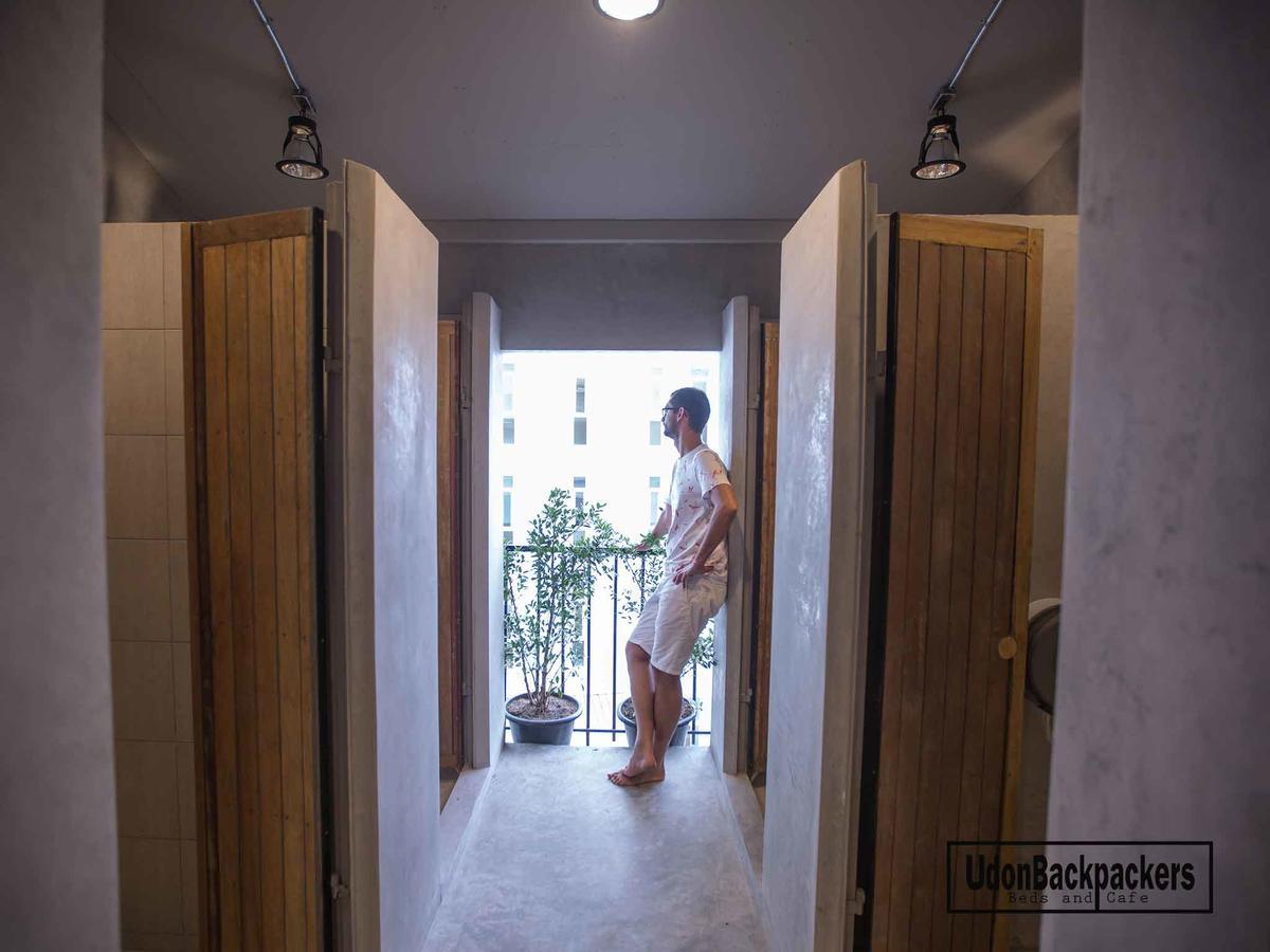 Hostel Udonbackpackers Beds And Cafe Udon Thani Exterior foto