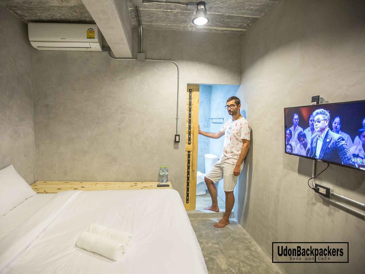 Hostel Udonbackpackers Beds And Cafe Udon Thani Exterior foto