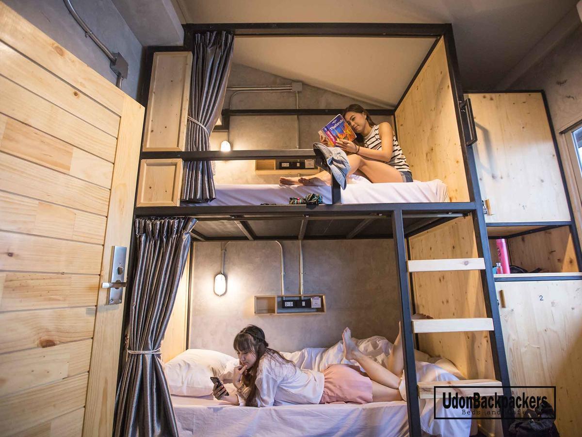 Hostel Udonbackpackers Beds And Cafe Udon Thani Exterior foto