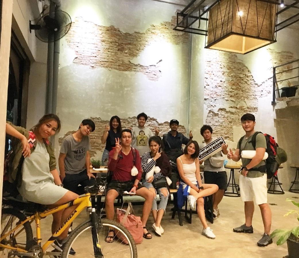 Hostel Udonbackpackers Beds And Cafe Udon Thani Exterior foto