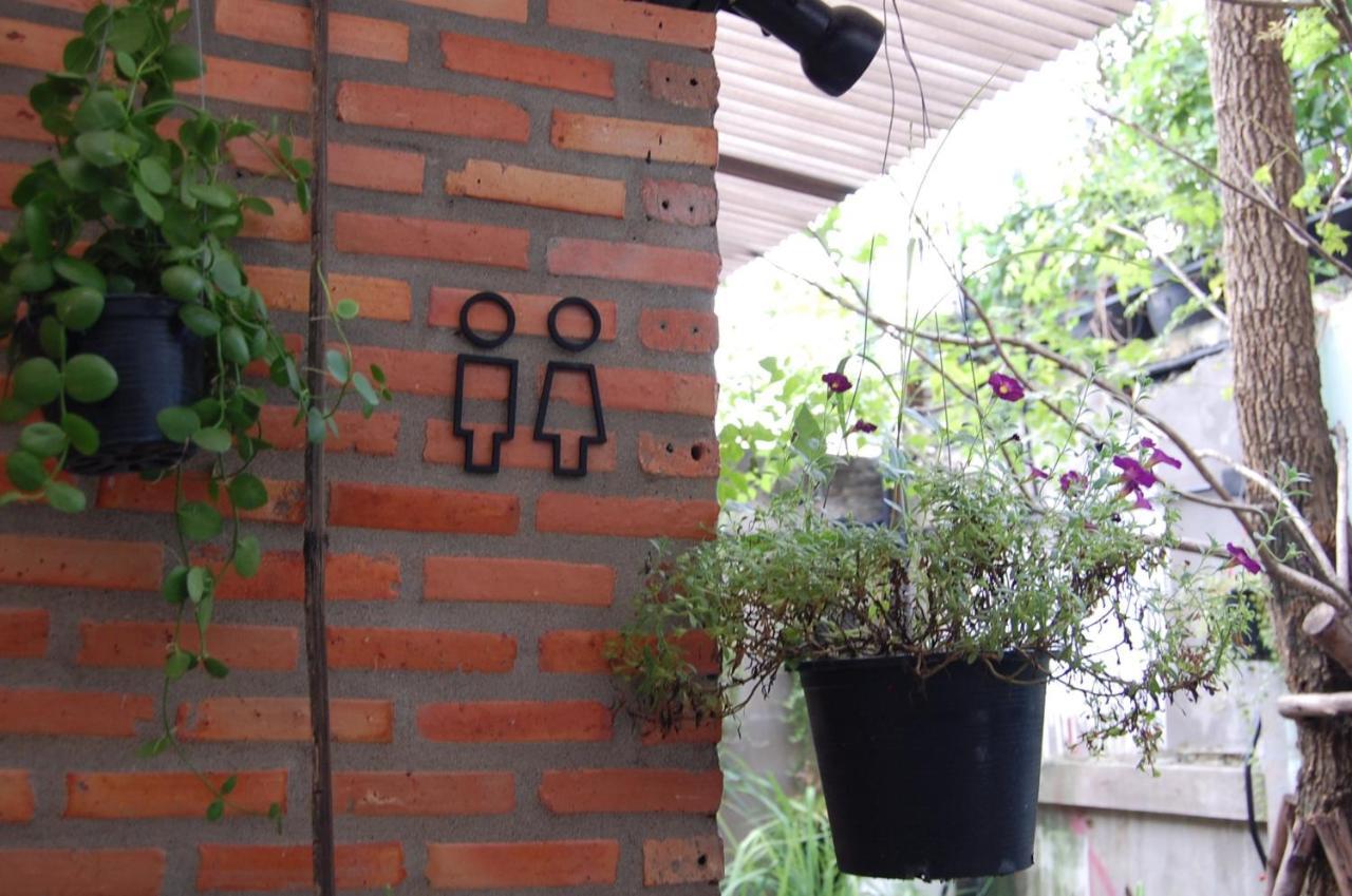 Hostel Udonbackpackers Beds And Cafe Udon Thani Exterior foto